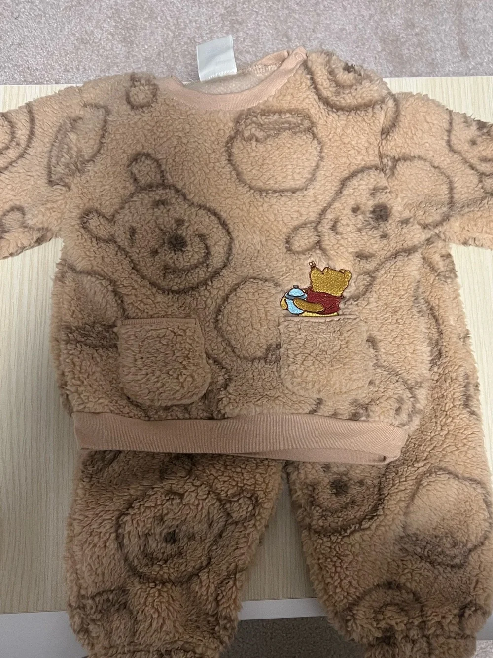 NWT Disney Winnie the Pooh Sherpa Fleece 2PC Jogger Set 18M